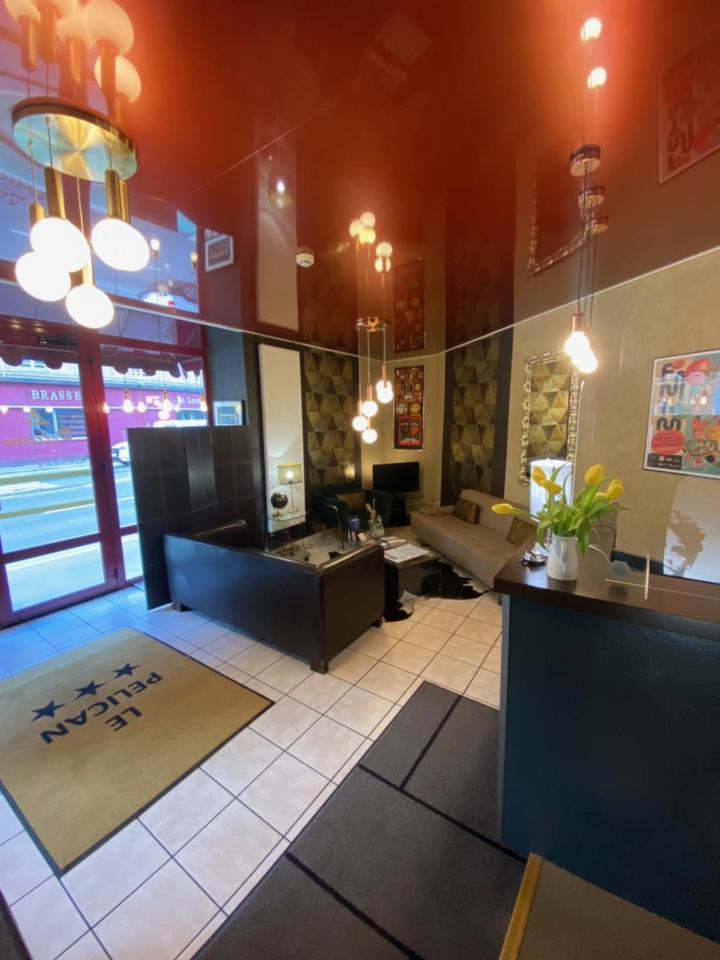 Hotel Le Pelican Charleville-Mézières Екстериор снимка