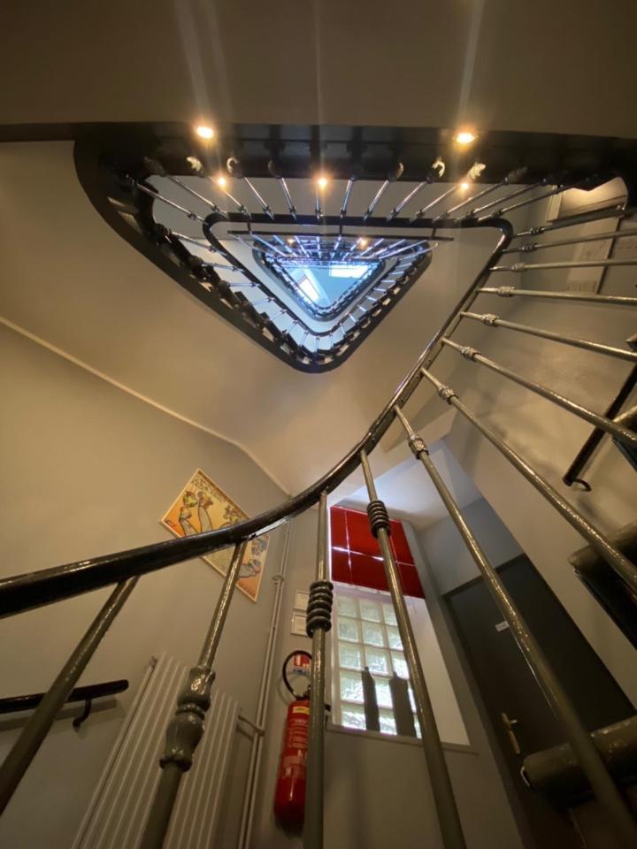 Hotel Le Pelican Charleville-Mézières Екстериор снимка